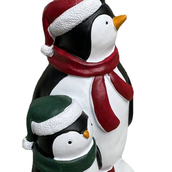 CHRISTMAS HOLIDAY WINTER PENGUINS W/HATS SOAP/LOTION DISPENSER NEW - Picture 5 of 7
